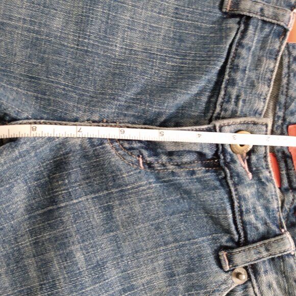 NWT, Calvin Klein capris, size 29 - Picture 7 of 7